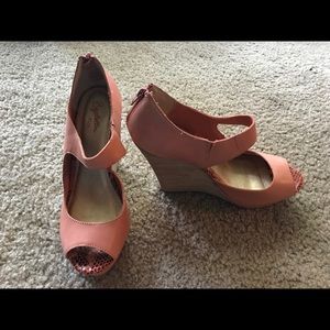 Seychelles peach wedges size 10